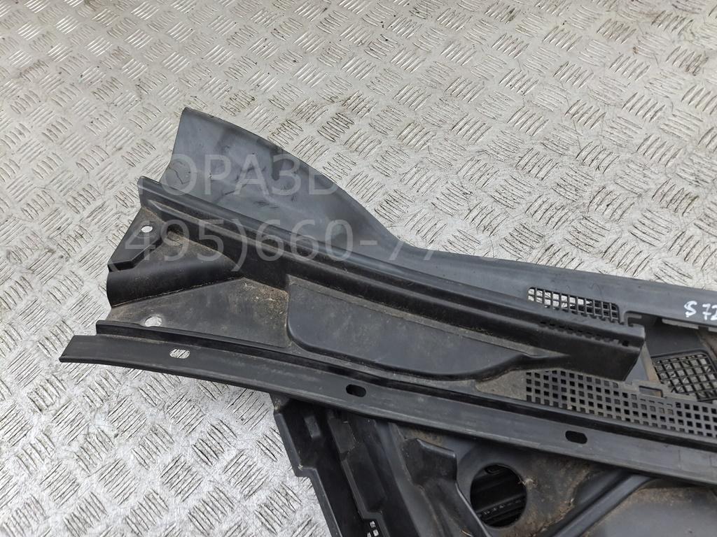 Решетка стеклоочистителей (Жабо)