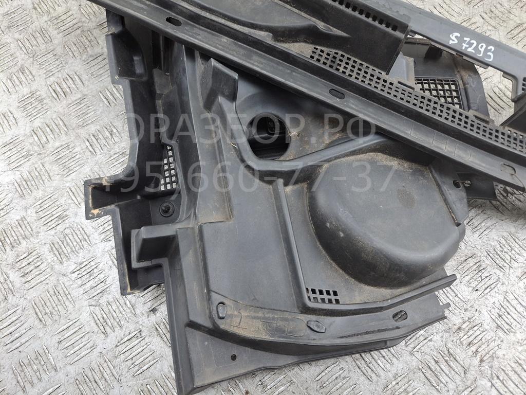 Решетка стеклоочистителей (Жабо)