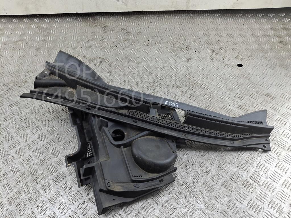 Решетка стеклоочистителей (Жабо)