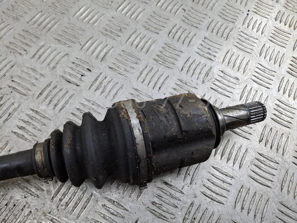Полуось передняя правая