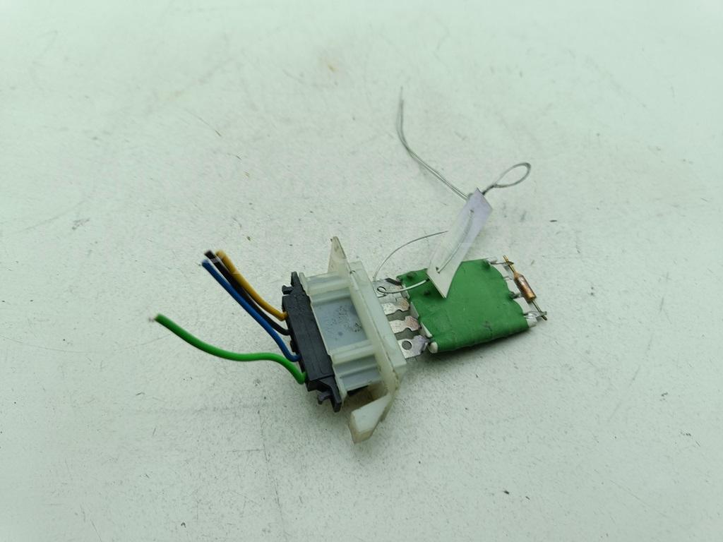 Резистор отопителя