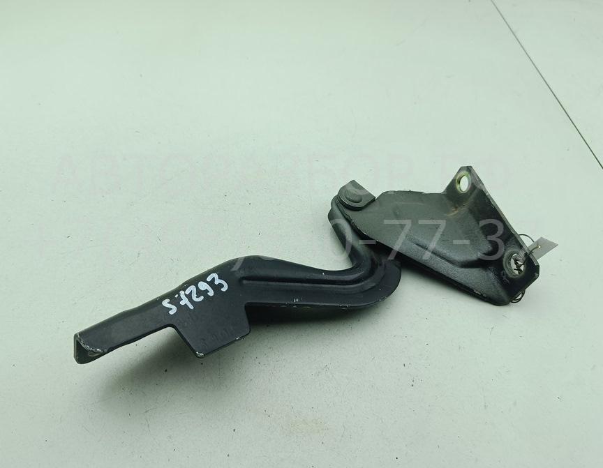 Петля капота левая