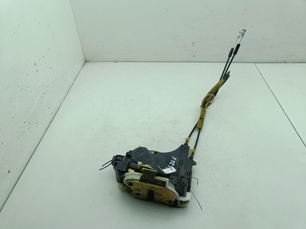 Замок двери задней левой