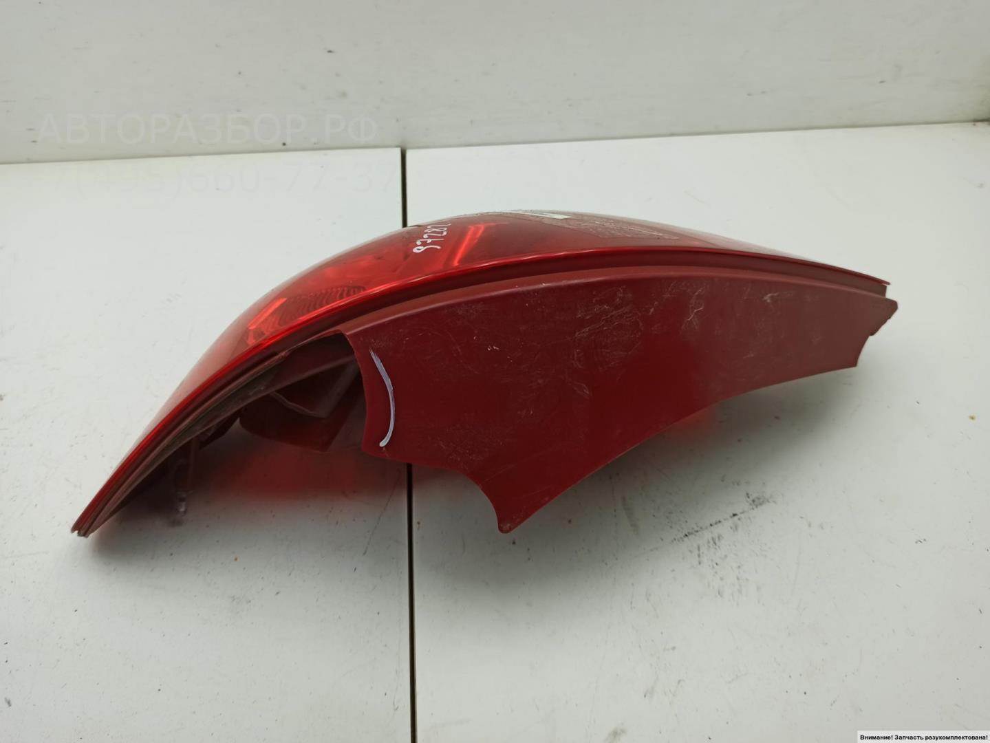 Фонарь задний правый