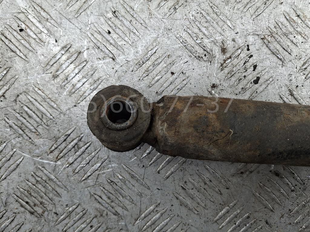 Амортизатор задний правый