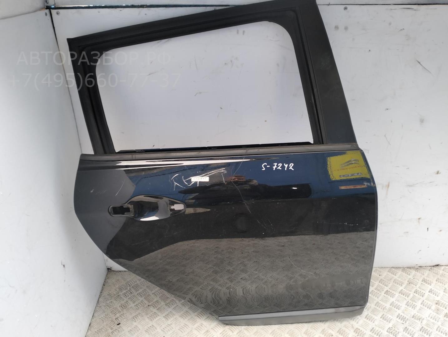 Дверь задняя правая