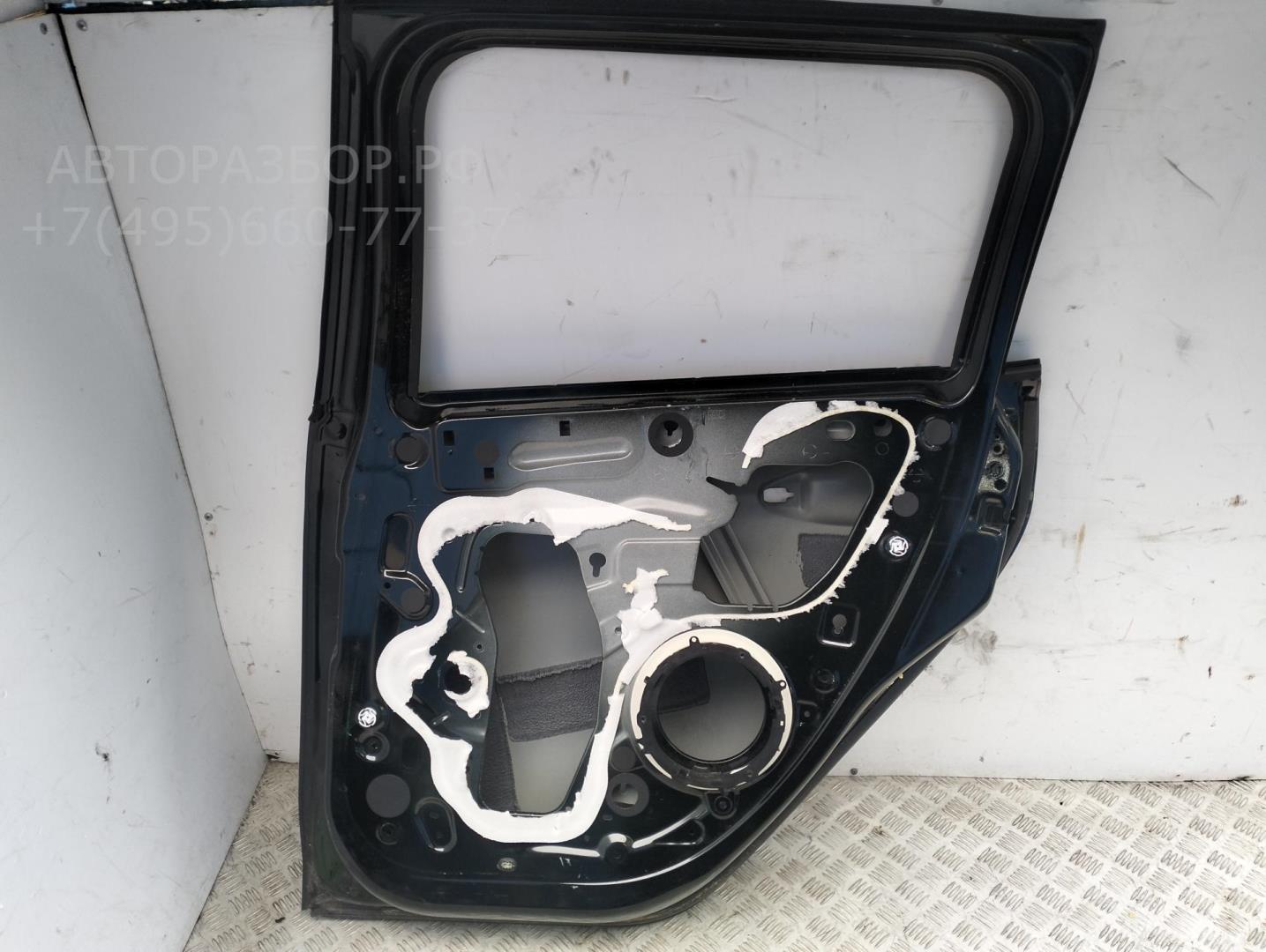Дверь задняя правая