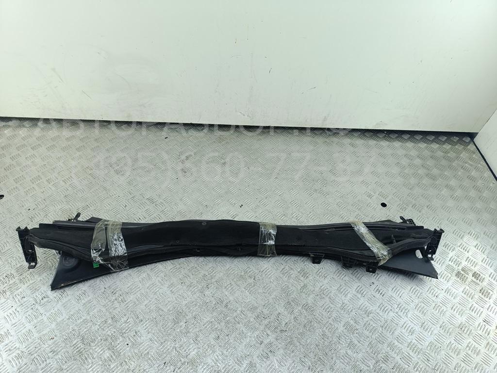 Решетка стеклоочистителей (Жабо)