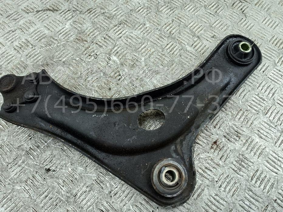 Рычаг передний левый