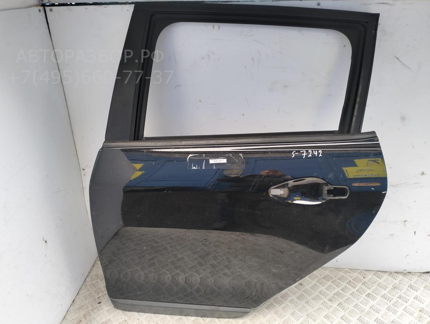 Дверь задняя левая
