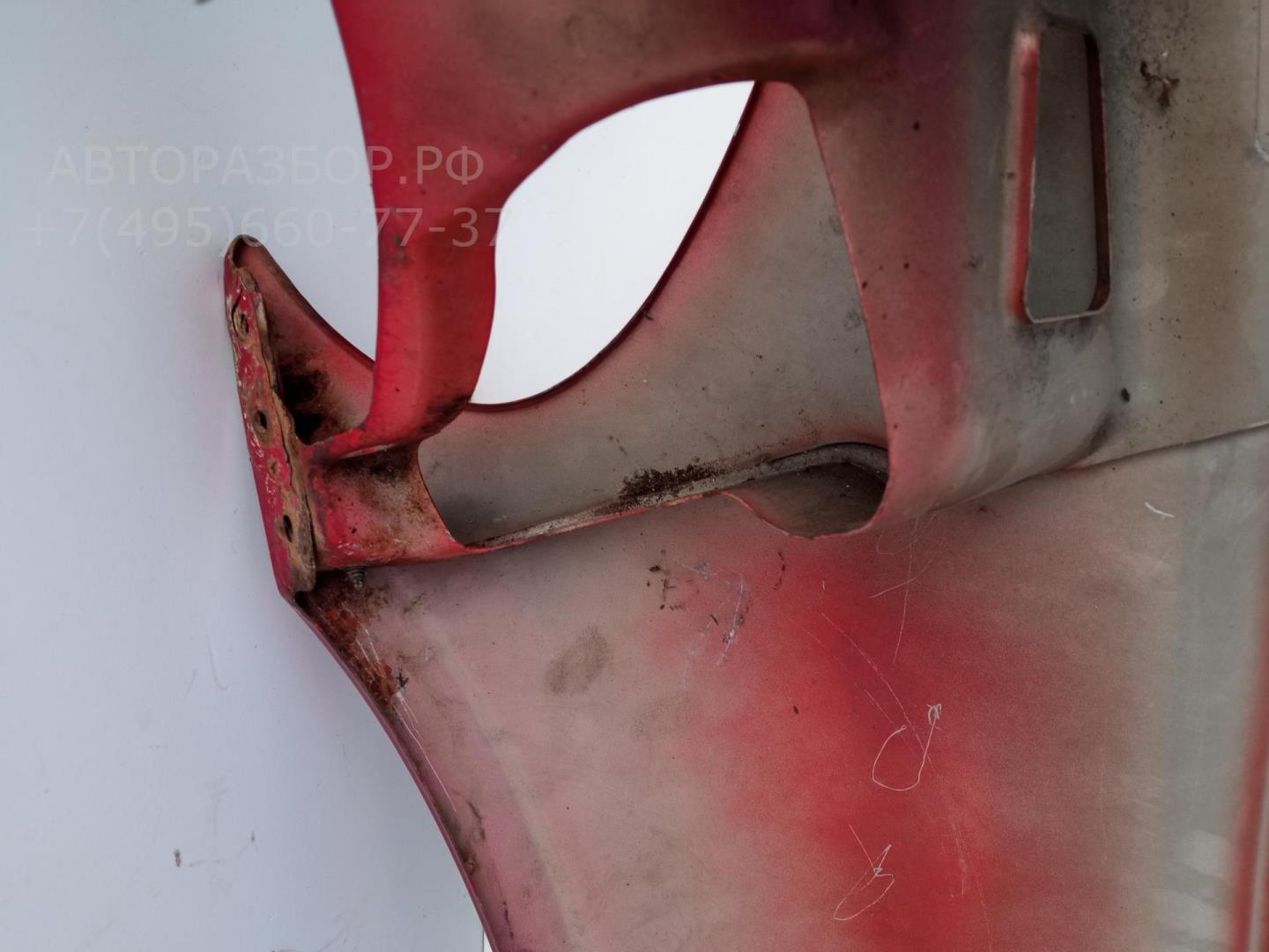 Крыло переднее правое