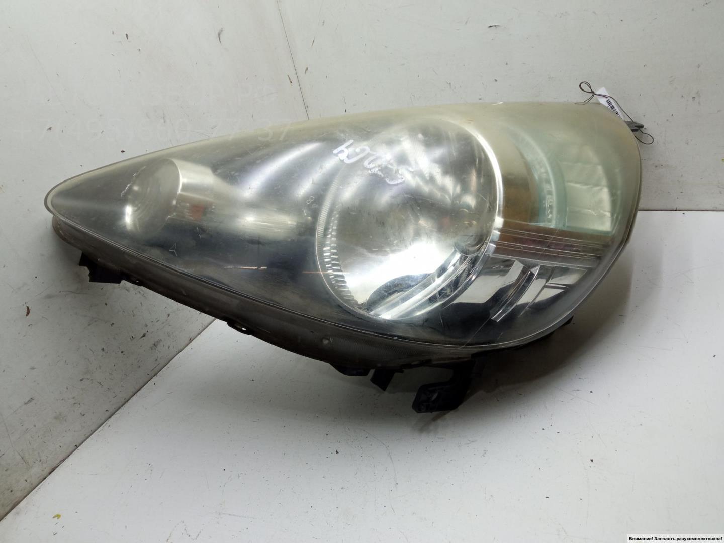 Фара левая