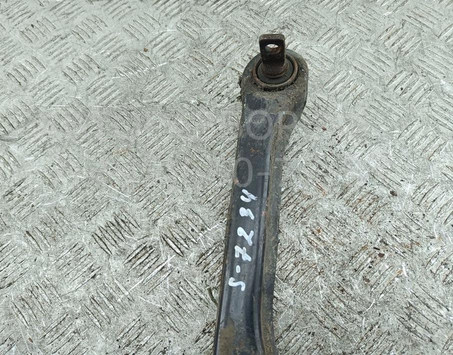 Рычаг задний правый