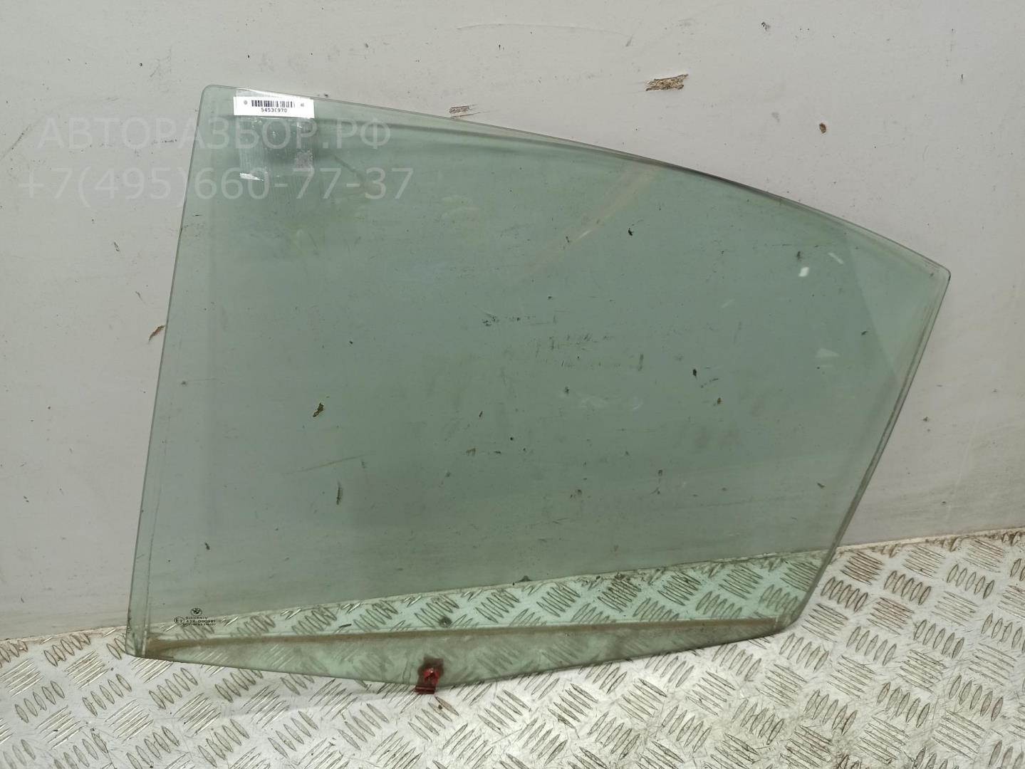 Стекло двери задней левой