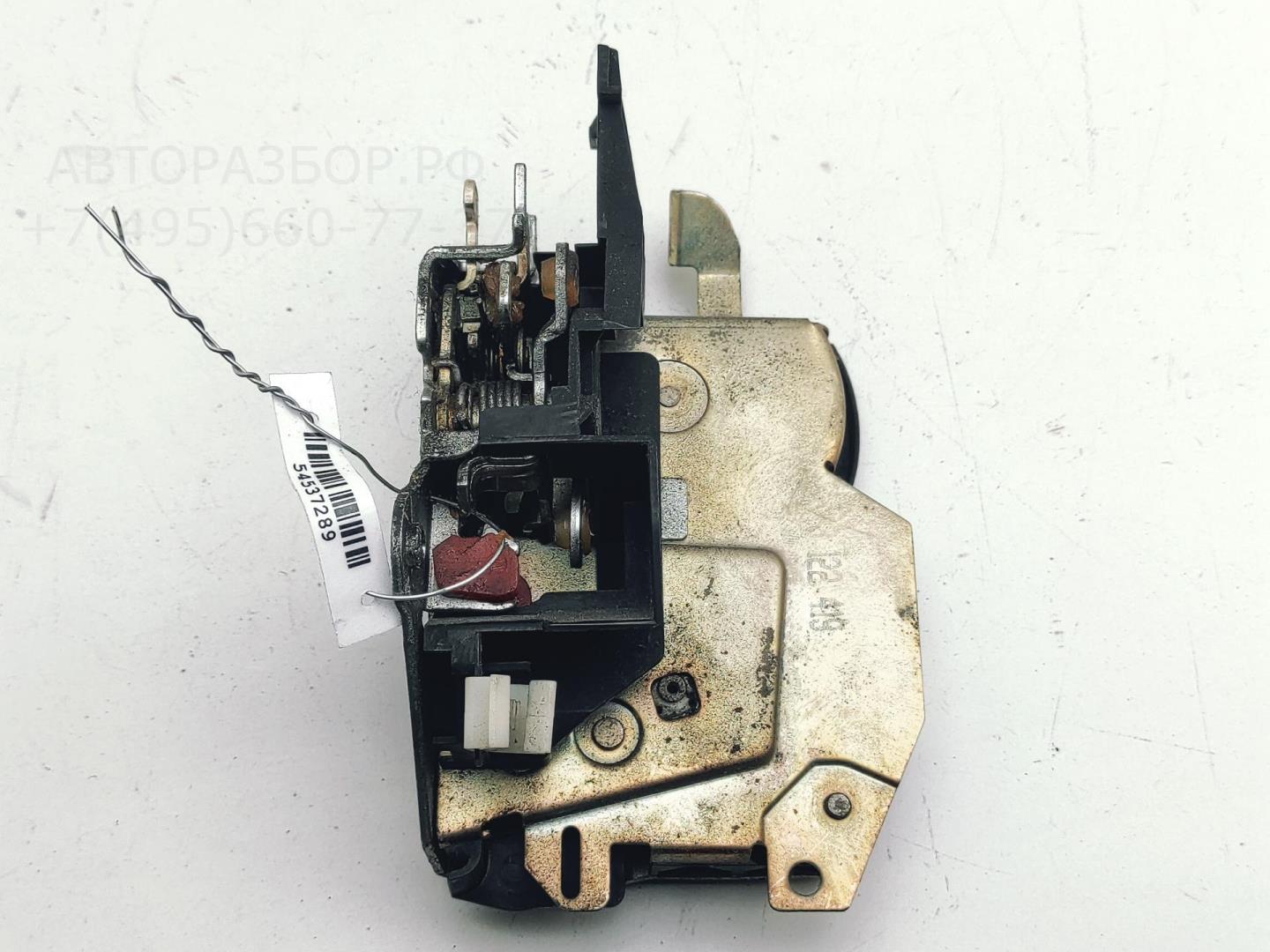 Замок двери задней левой