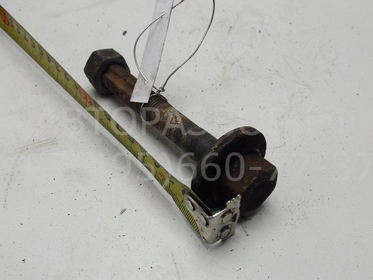 Болт развала задних колес