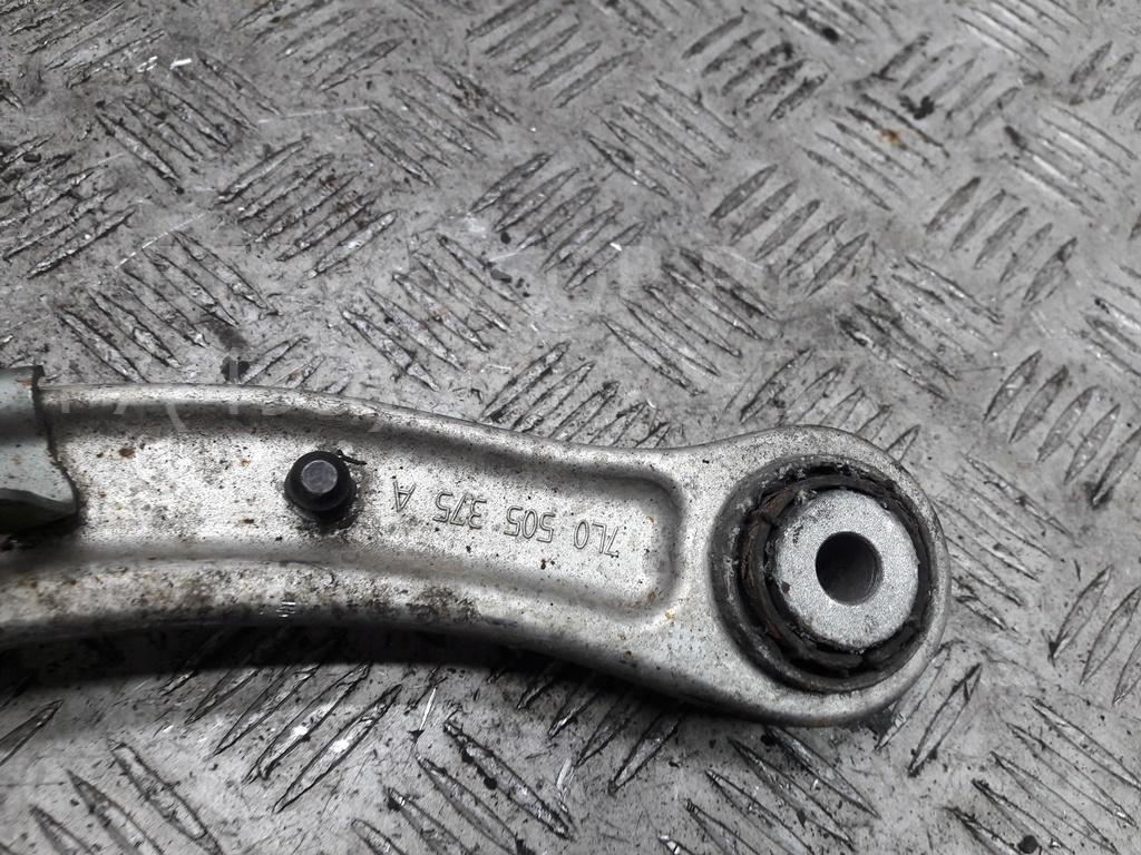 Рычаг задний правый