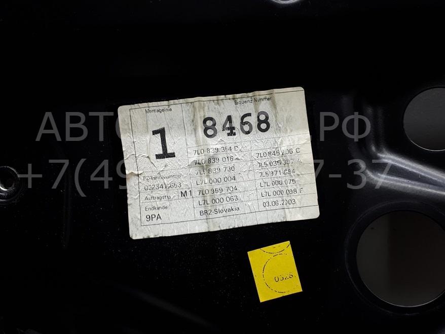 Стеклоподъемник электр. задний правый