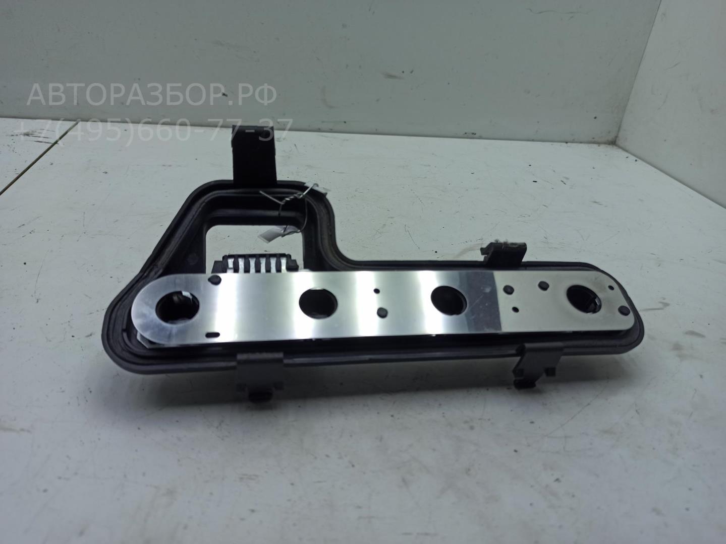 Плата заднего фонаря правого