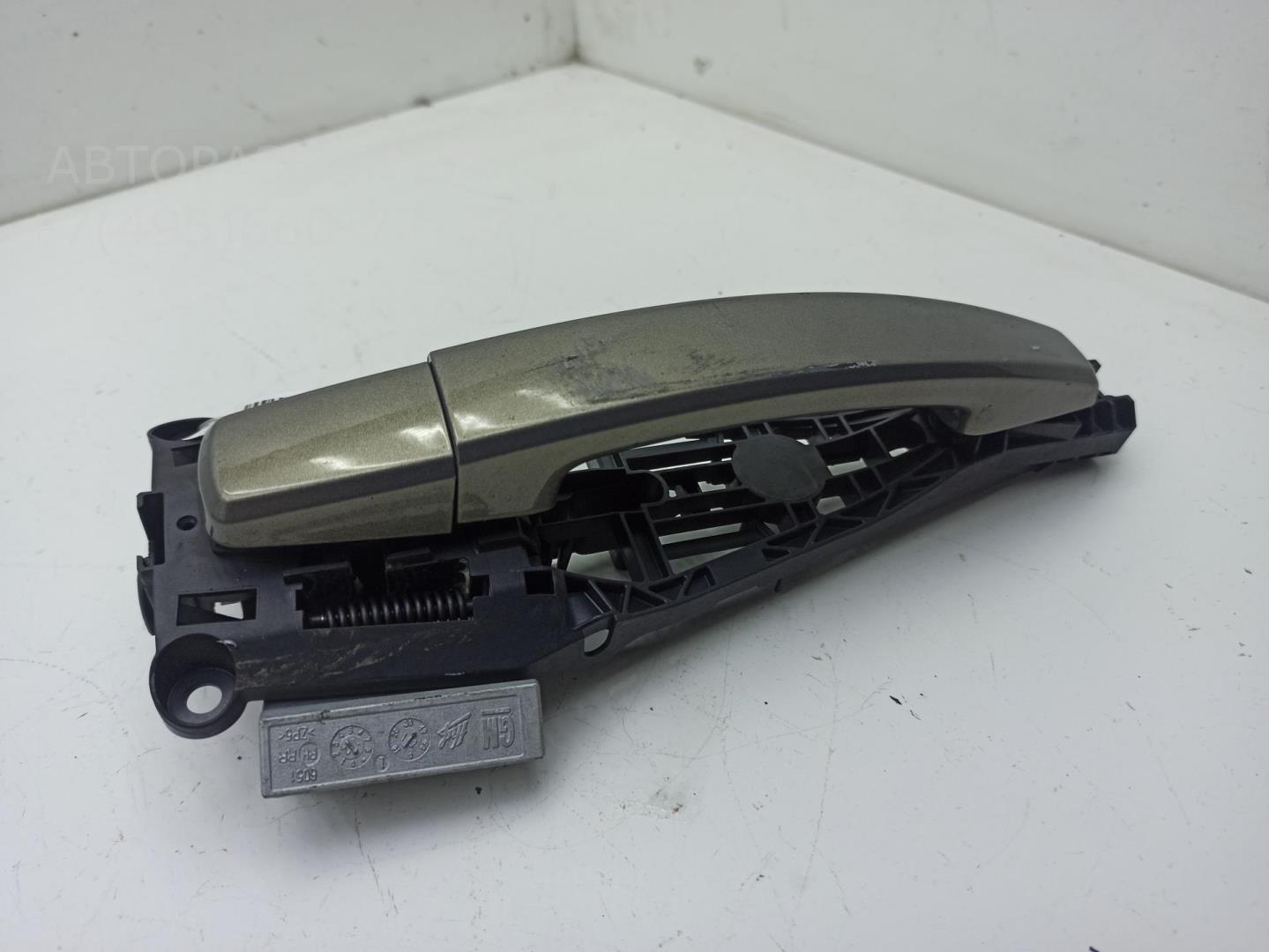 Ручка двери задней наружная правая