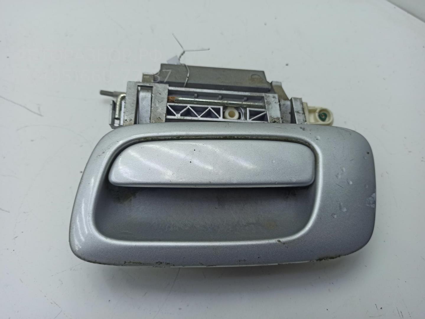 Ручка двери задней наружная левая