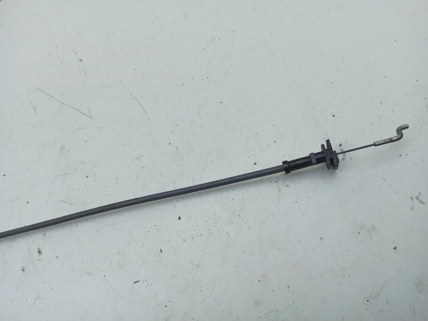 Трос открывания двери