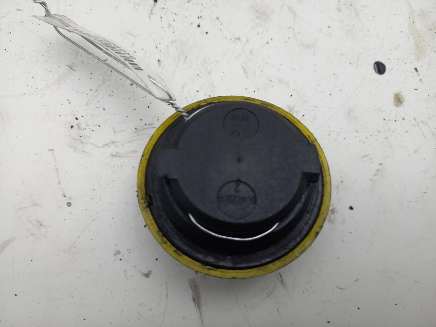 Крышка маслозаливной горловины