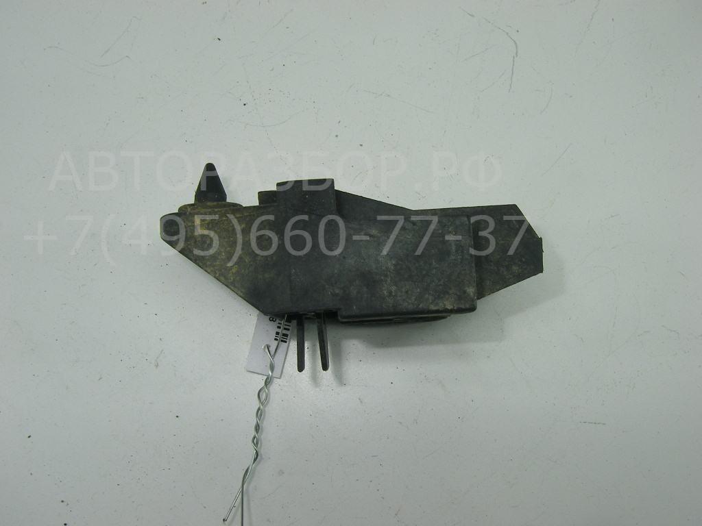 Кронштейн радиатора