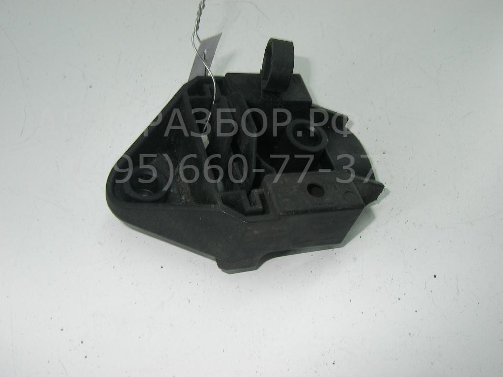 Кронштейн радиатора