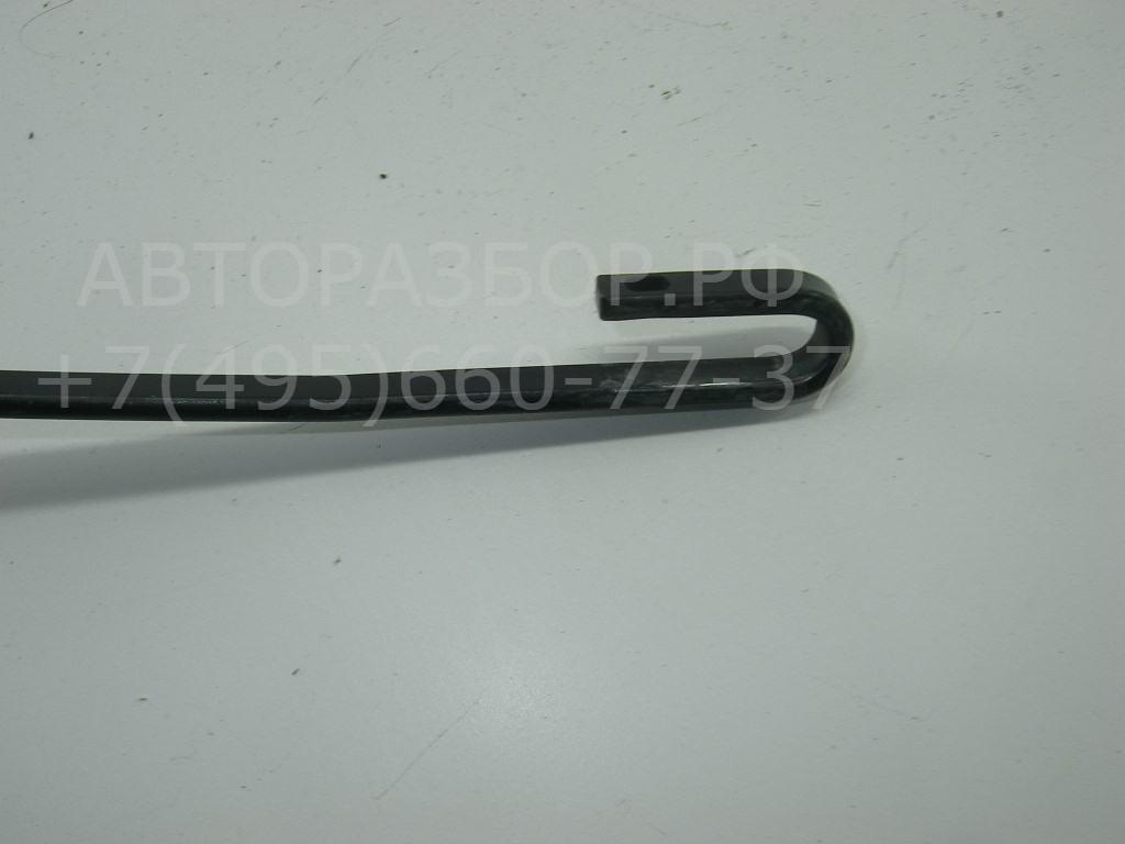 Поводок стеклоочистителя передний правый