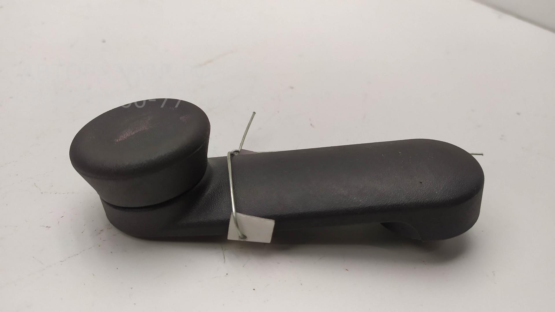 Ручка стеклоподъемника