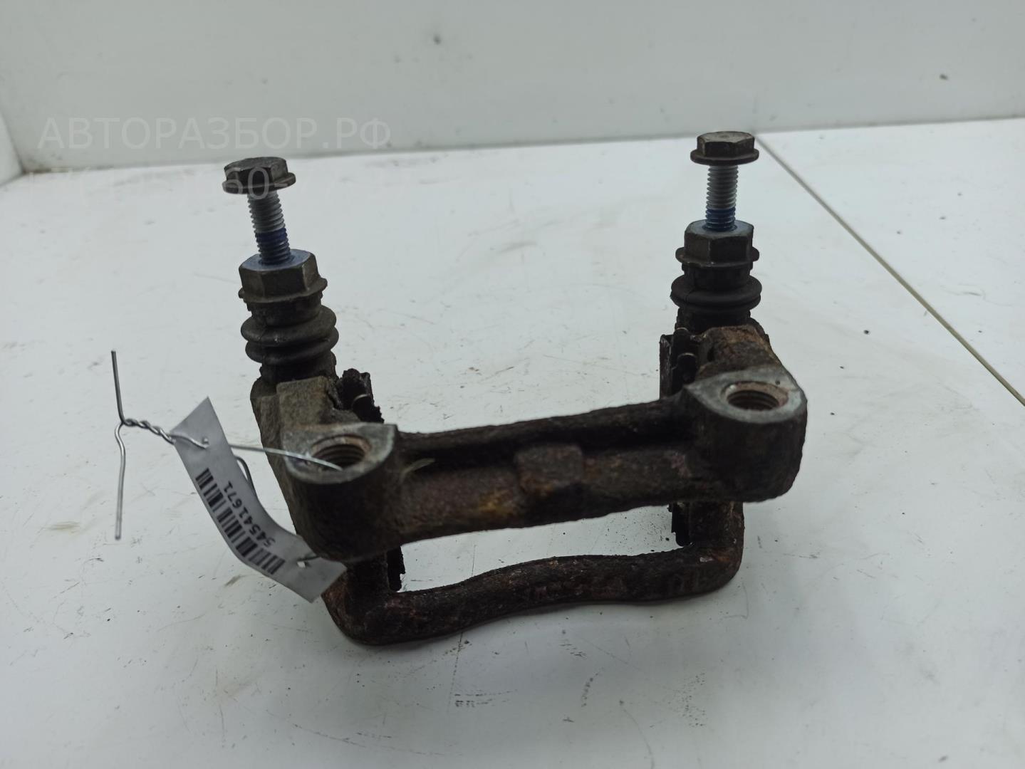 Скоба суппорта заднего