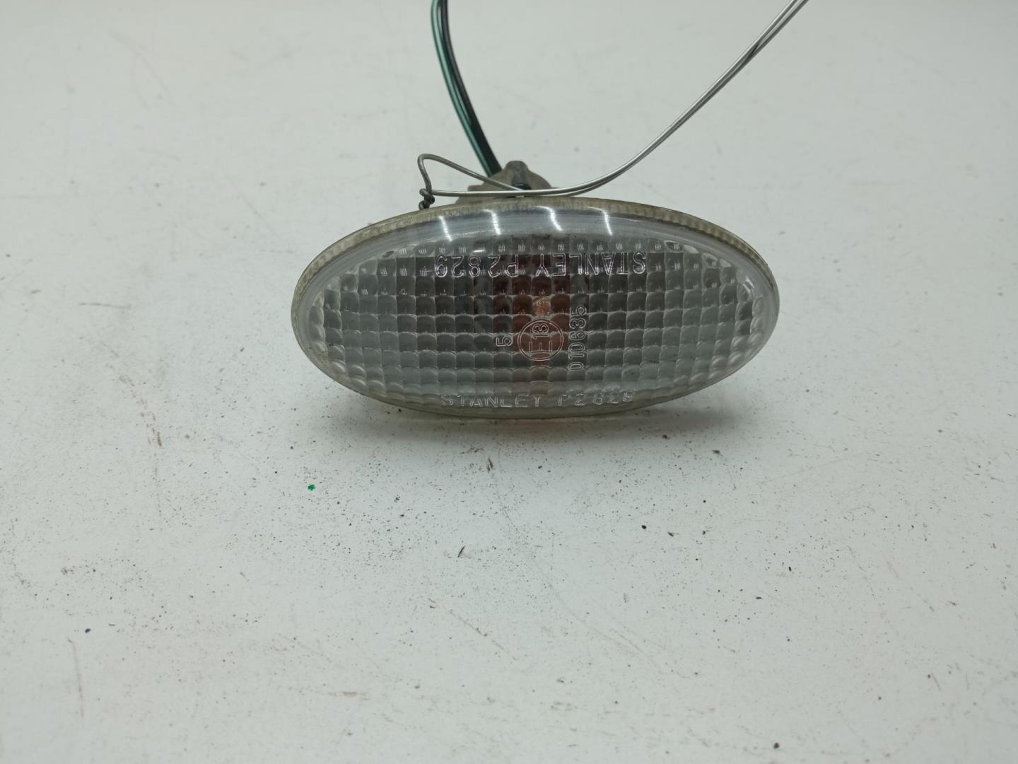 Указатель поворота правый