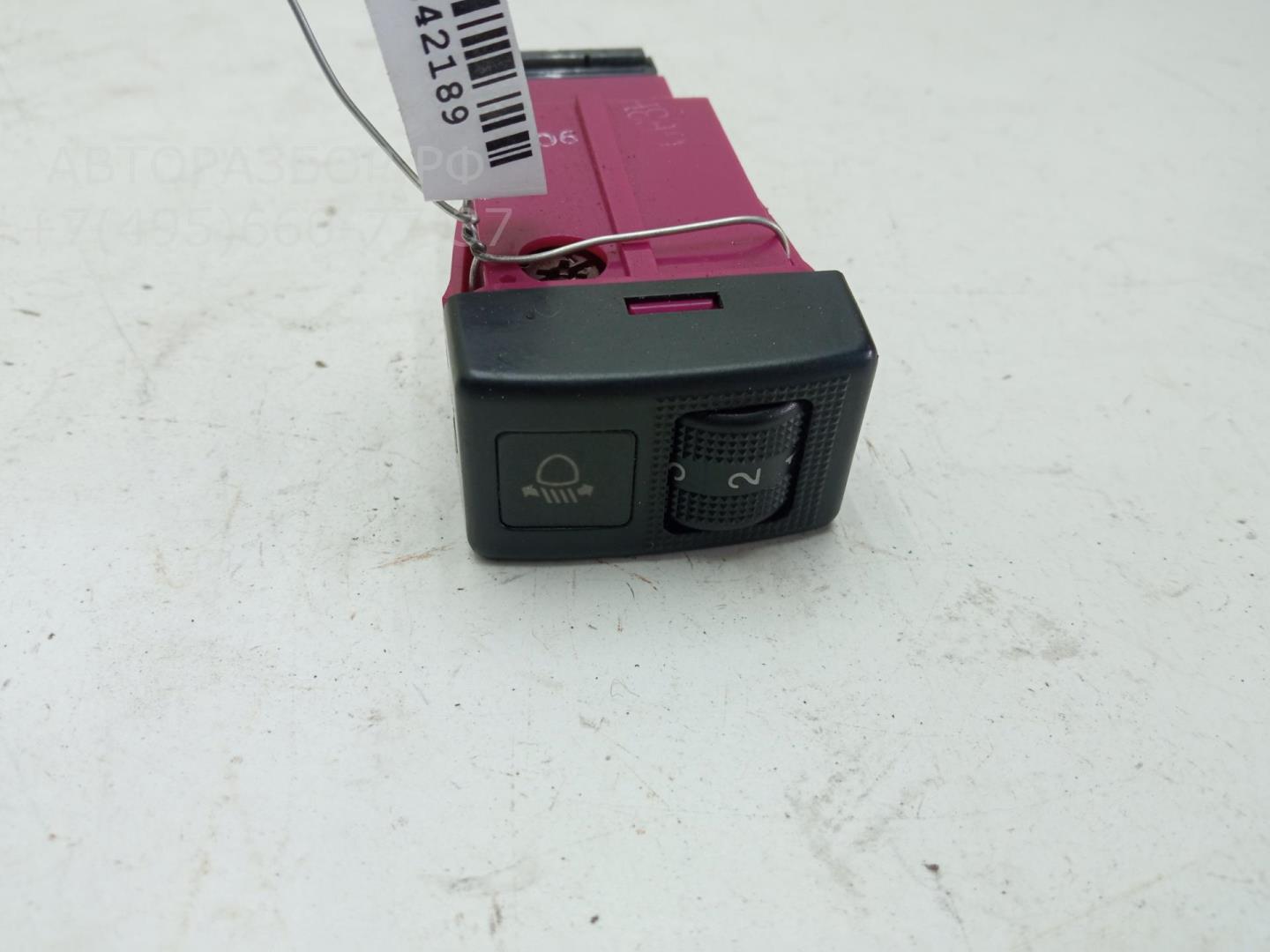 Кнопка корректора фар