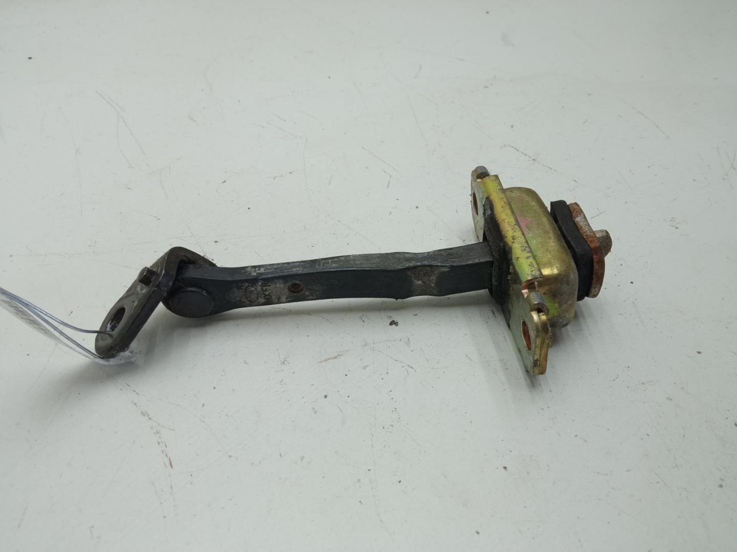 Ограничитель двери