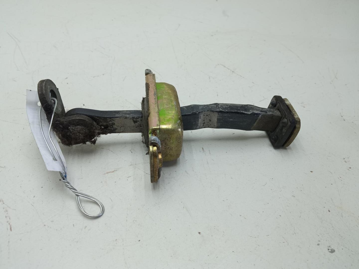 Ограничитель двери