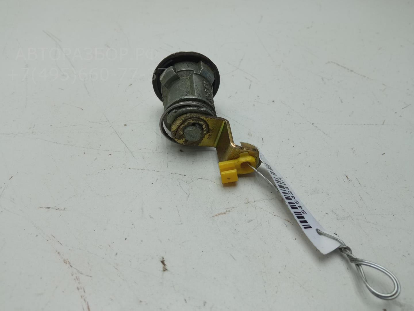 Вставка замка двери