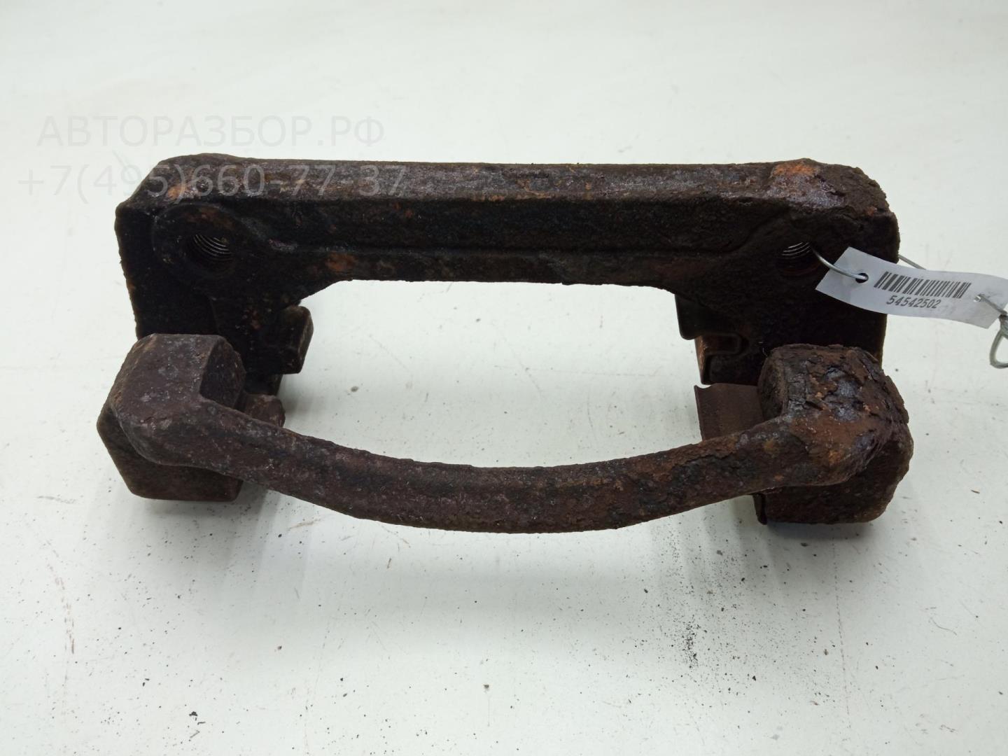 Скоба суппорта переднего