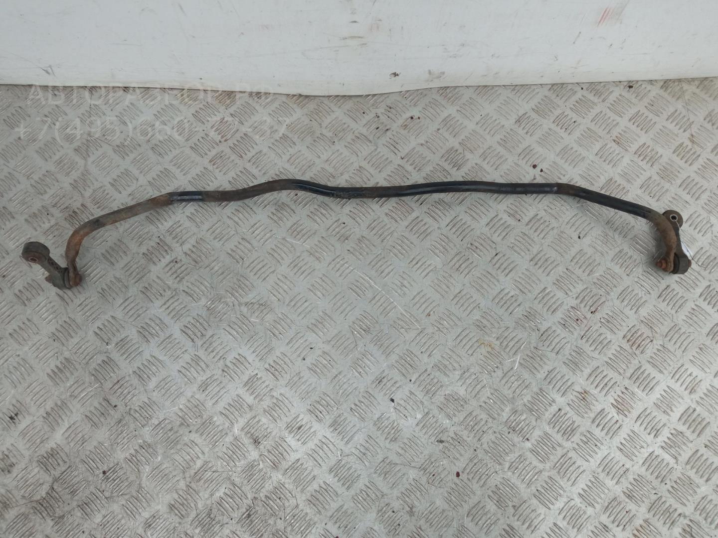 Стабилизатор передний