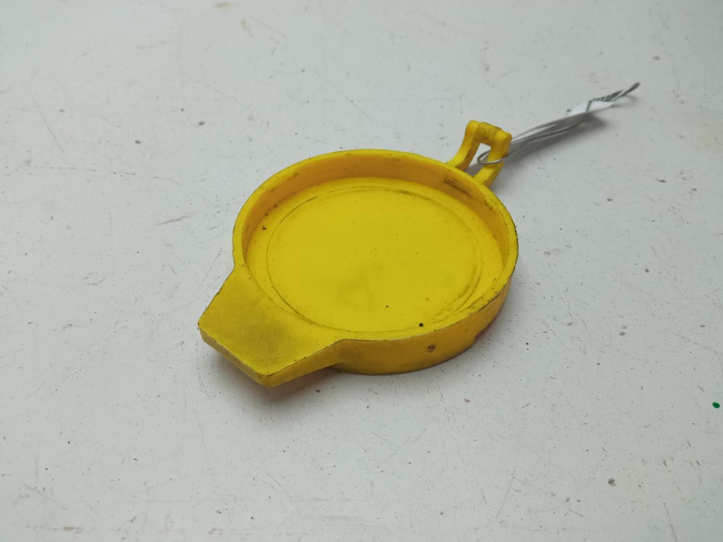 Крышка бачка омывателя