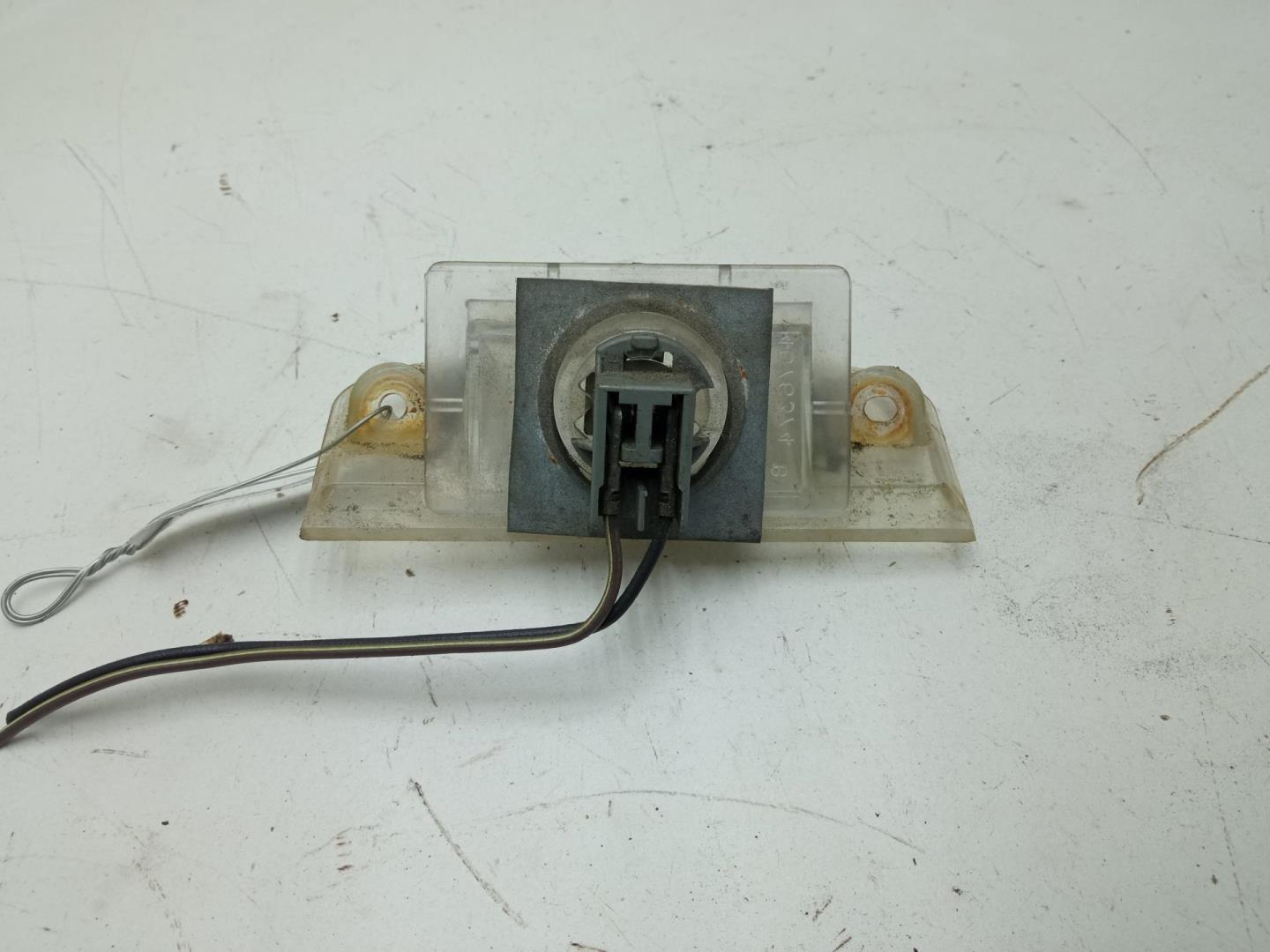 Фонарь подсветки номера