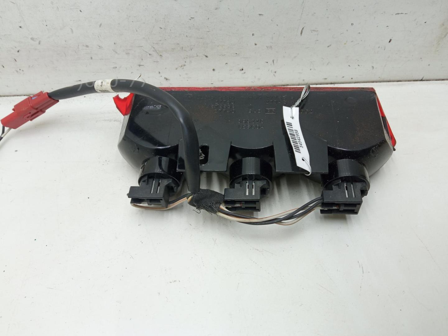 Фонарь задний (стоп сигнал)