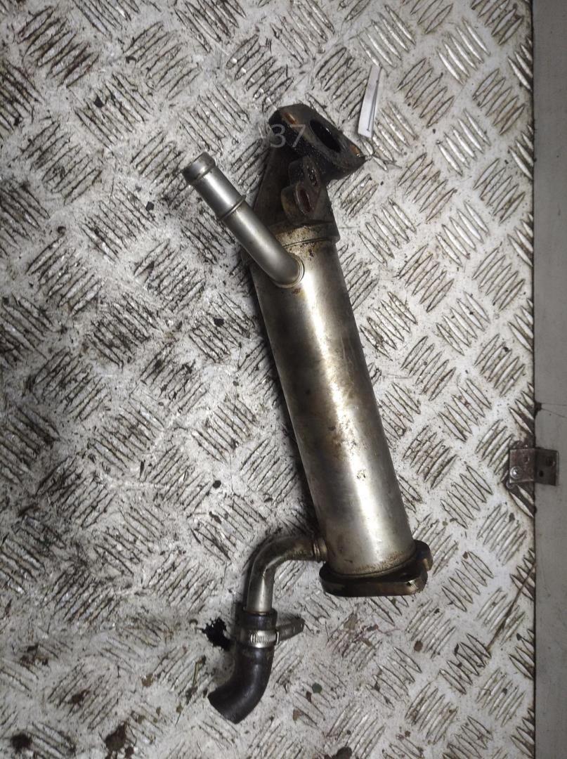 Тройник вентиляции картерных газов