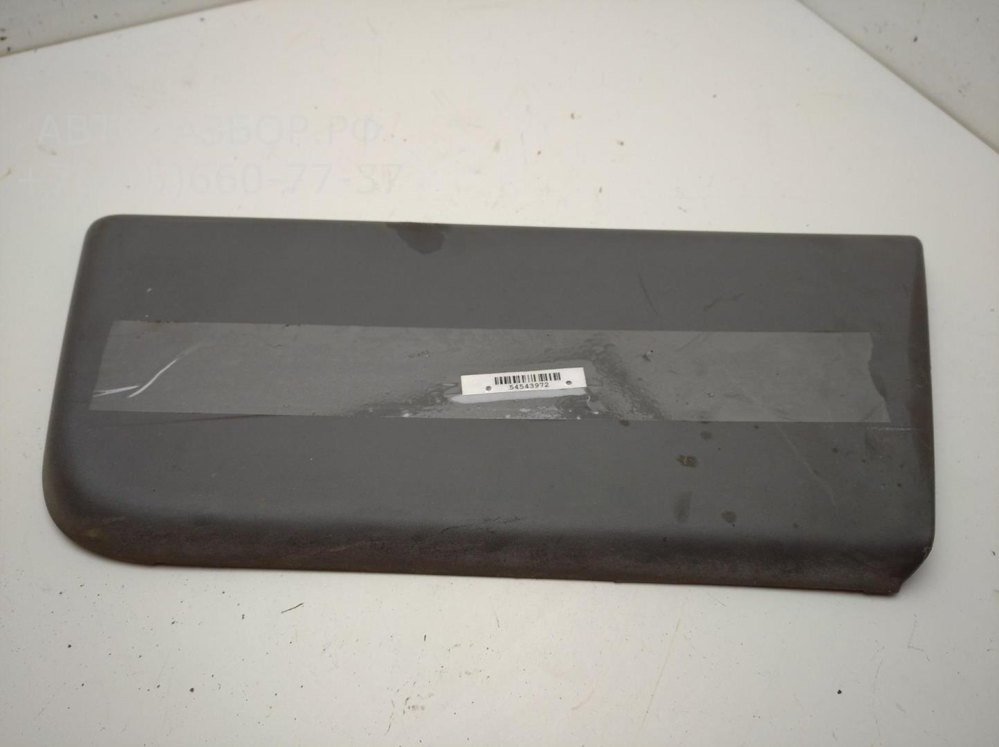 Молдинг двери передней левой