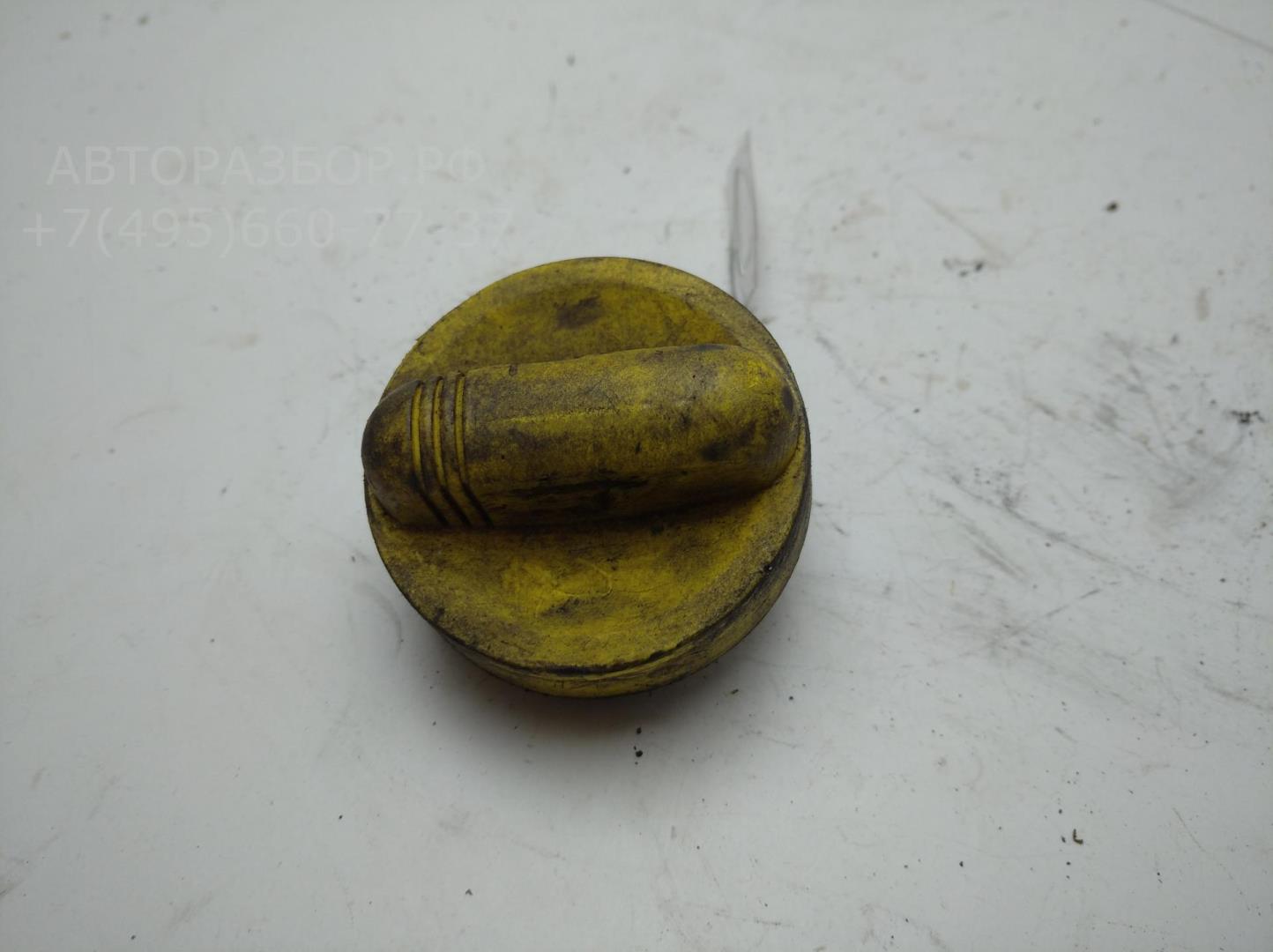 Крышка маслозаливной горловины