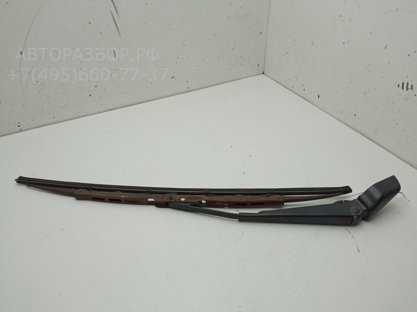 Поводок стеклоочистителя заднего