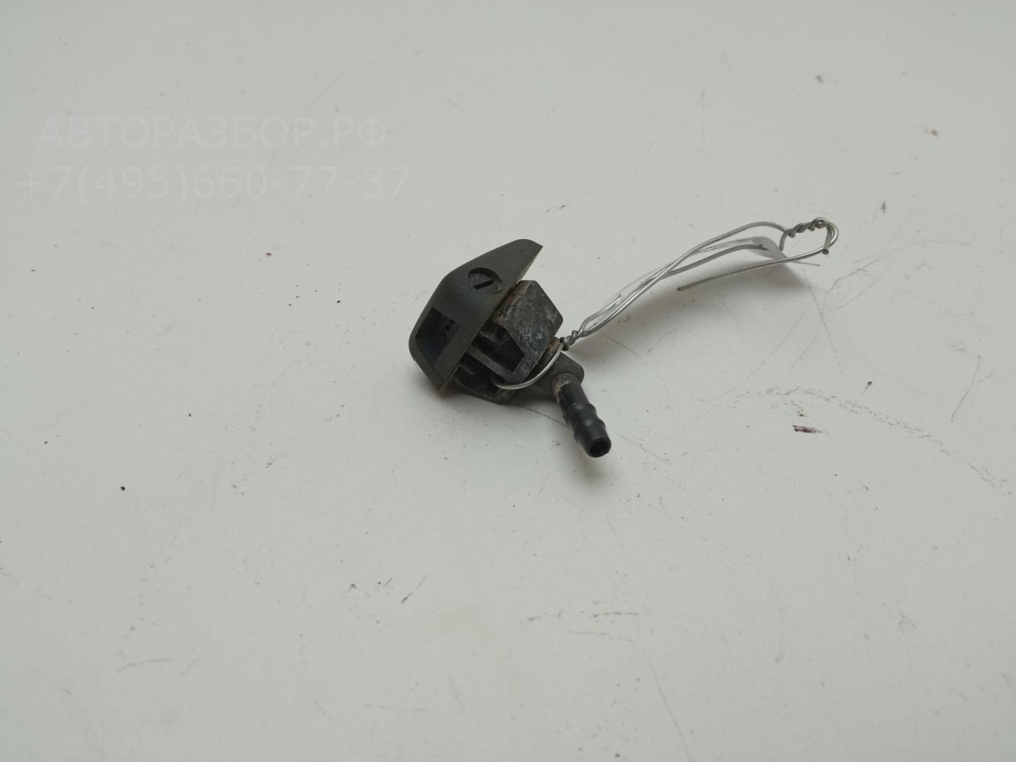 Форсунка омывателя лобового стекла