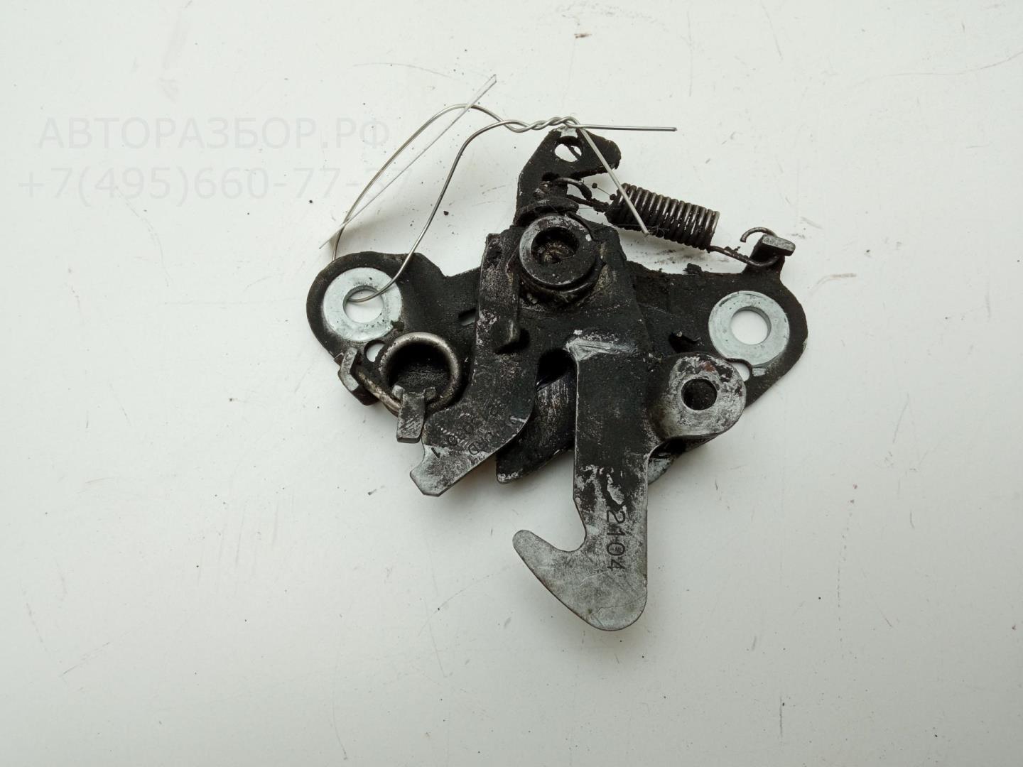 Замок капота