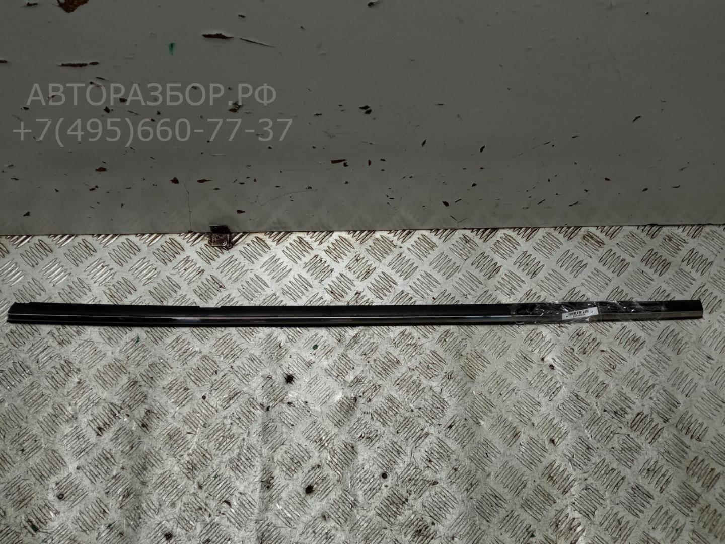 Накладка стекла заднего правого