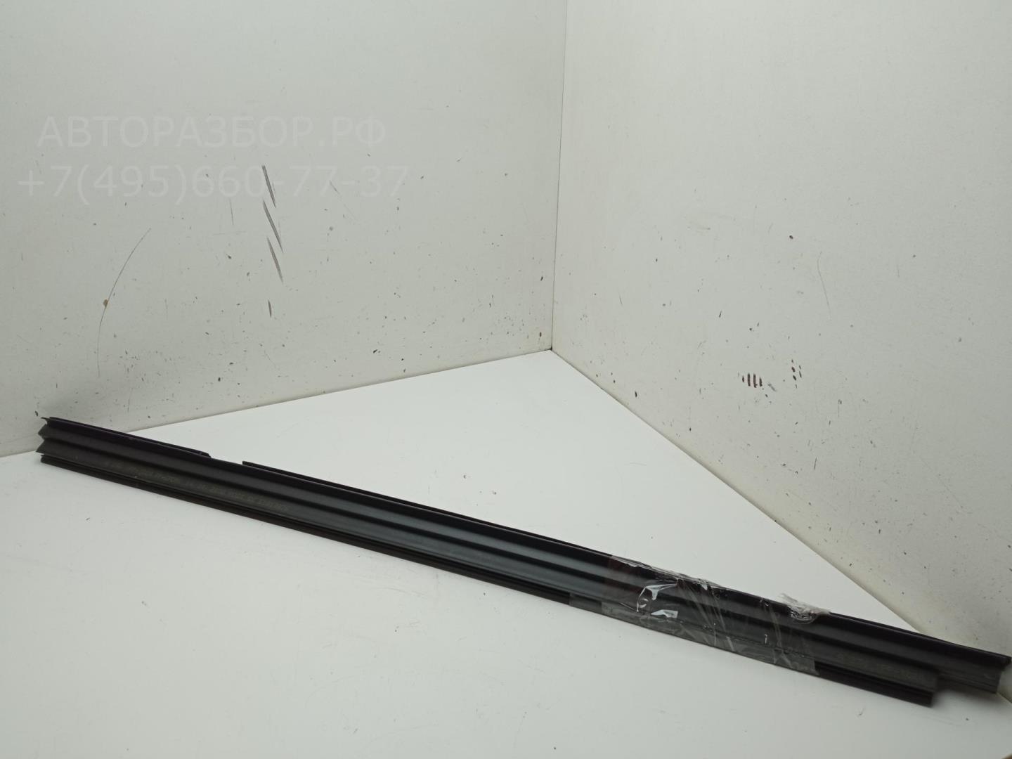 Уплотнитель двери